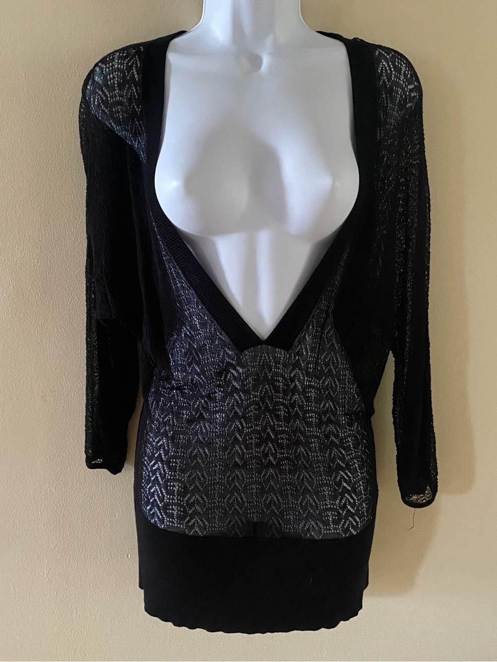 Ann Taylor LOFT Black Open Knit Sweater Tunic Top Size Medium Sheer V-Neck